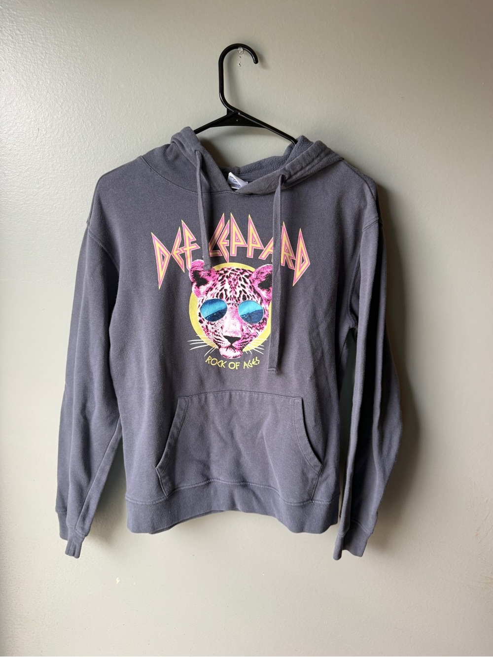 Def Leppard Rock of Ages Graphic Hoodie Sweatshirt